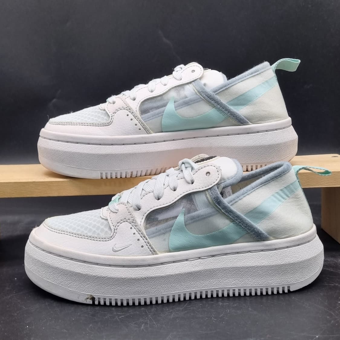 나이키 코트비전알타 여성운동화 230 상품이미지1