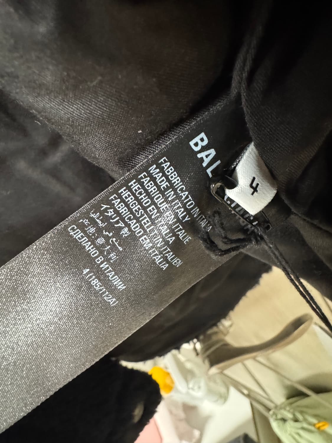 [새제품] 발렌시아가 오버사이즈 플리스 자켓 블랙 4사이즈 상품이미지5