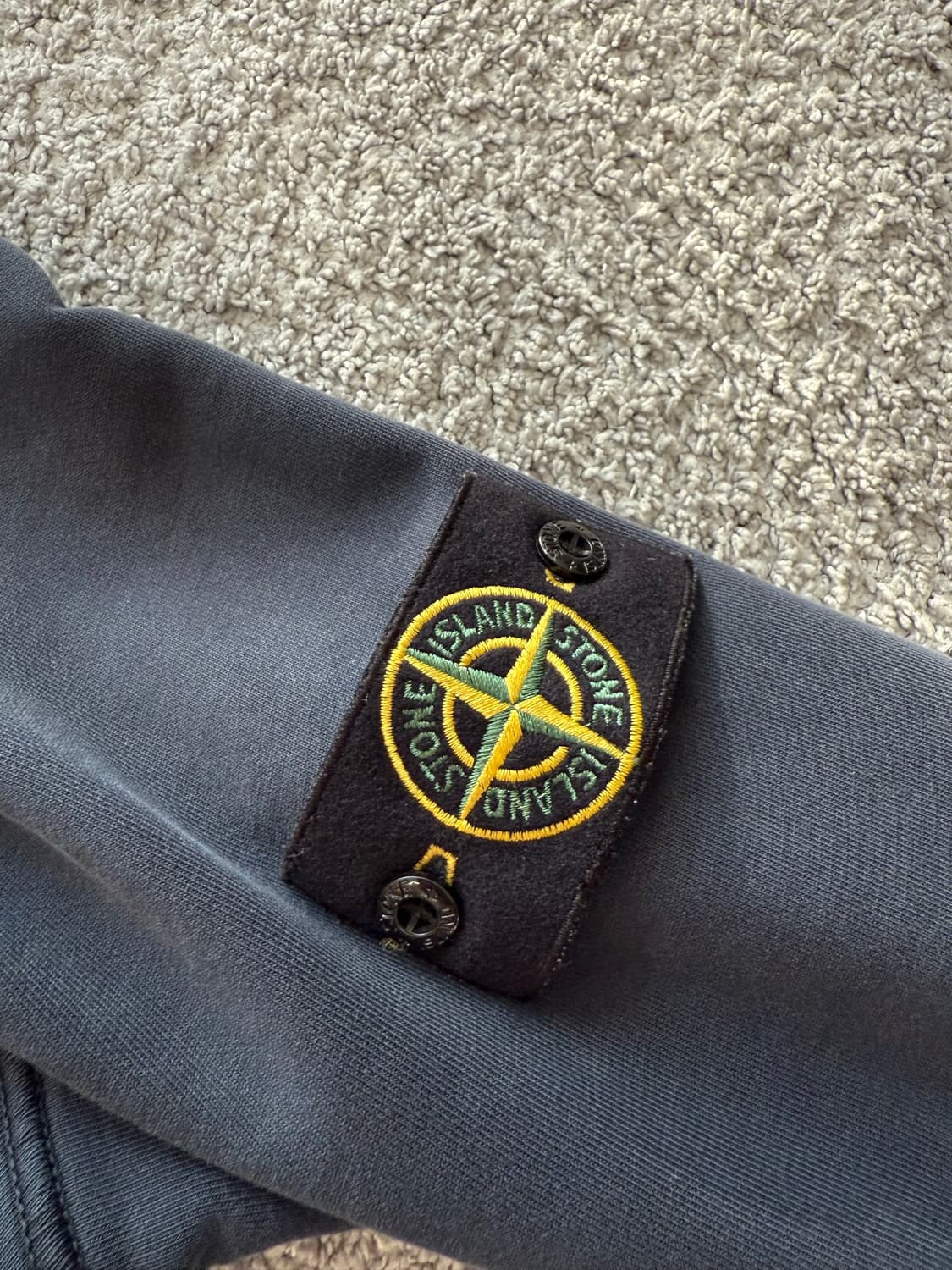 스톤아일랜드 22ss 후드집업 M 네이비블루 상품이미지4