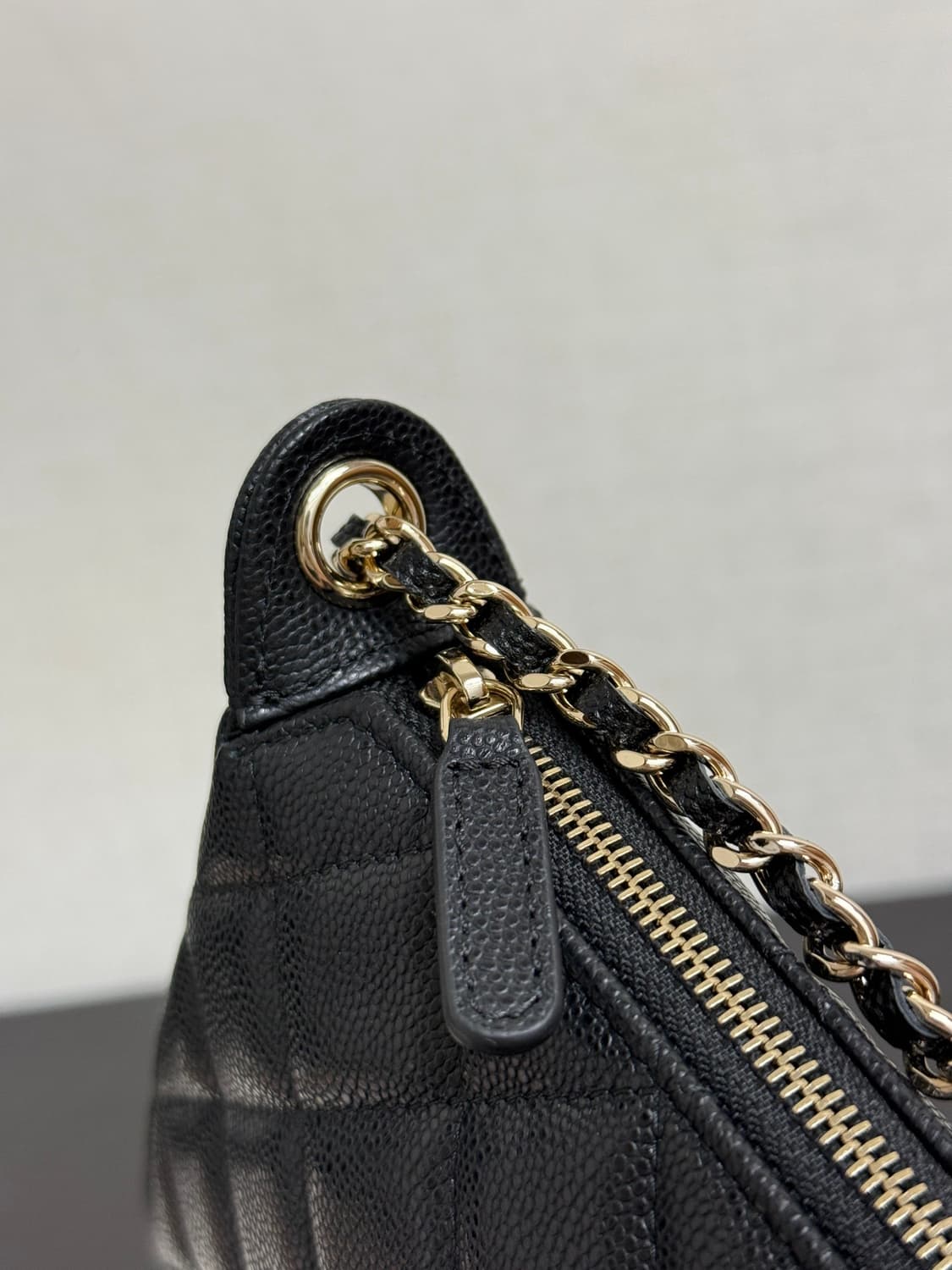 샤넬 미니 체인 폰 홀더 백 상품이미지5