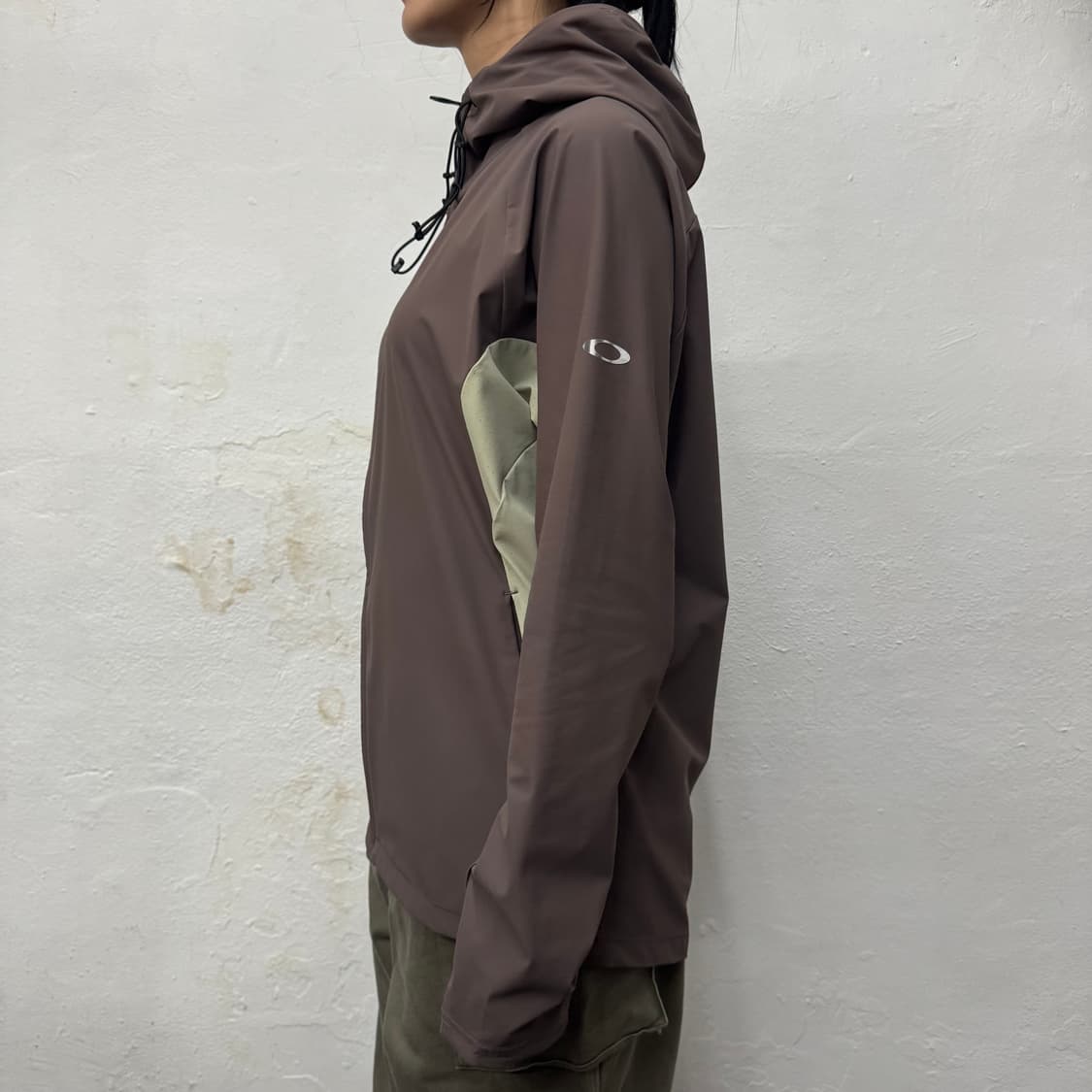 오클리(OAKLEY) 인디핑크 서클로고 퓨전 플랙스 후드 트레이닝 집업 상품이미지3