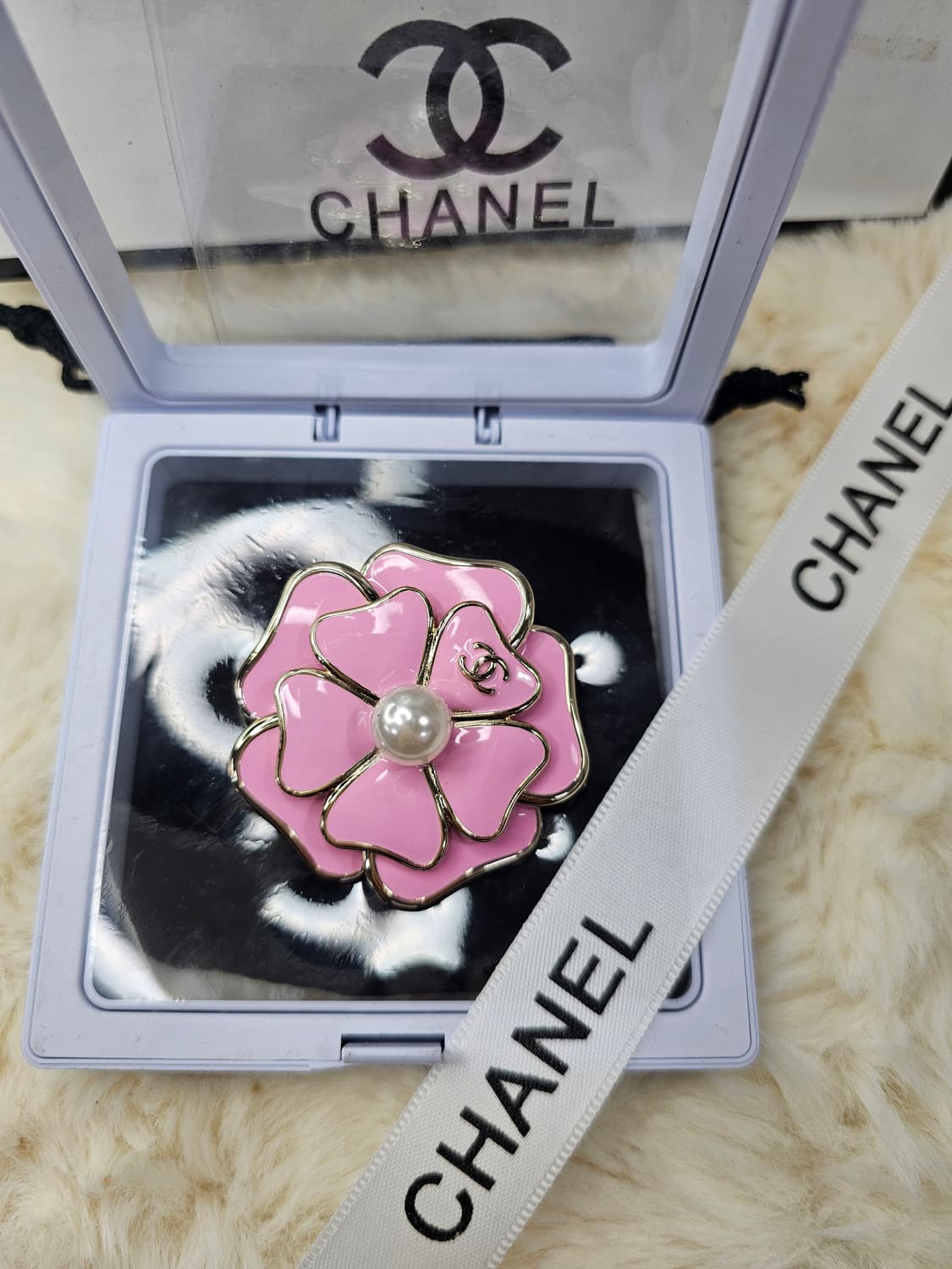 샤넬 빈티지 핑크 까멜 브로치 상품이미지1