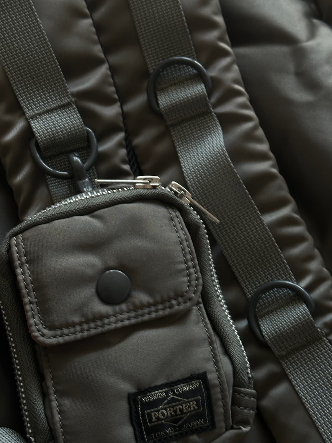 요시다포터 탱커 데이팩 백팩 실버그레이 상품이미지4