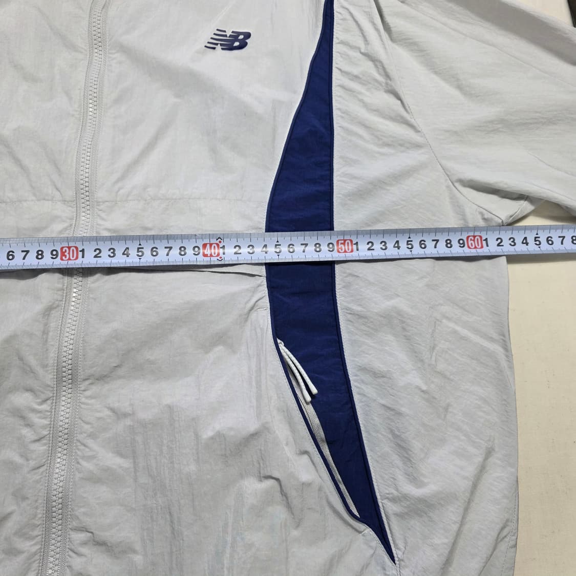 0795 뉴발란스 uni 리너스 경량 바람막이 100 상품이미지3