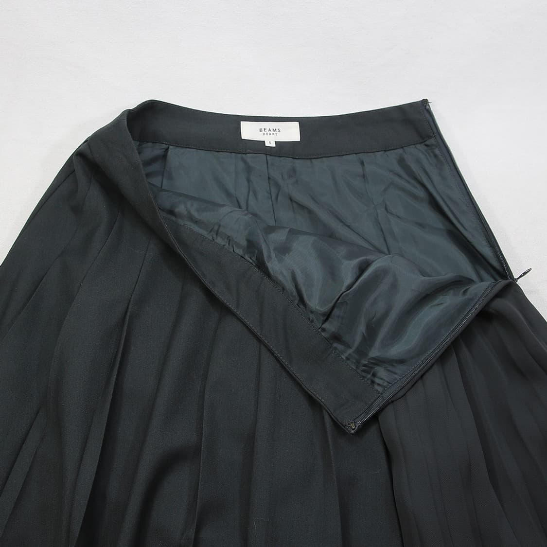 BEAMS HEART 플리츠 스커트 (여성용 24.5) 상품이미지4