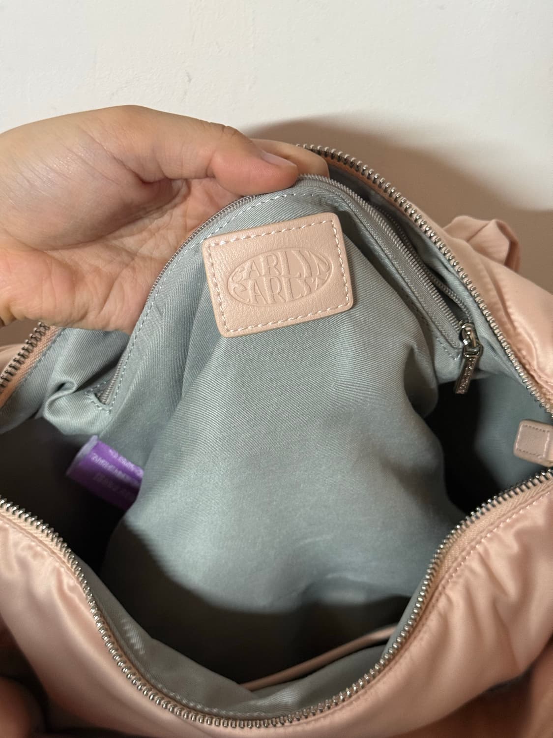 새상품 칼린 CARLYN 딸기우유 보스턴백 토트백 상품이미지9