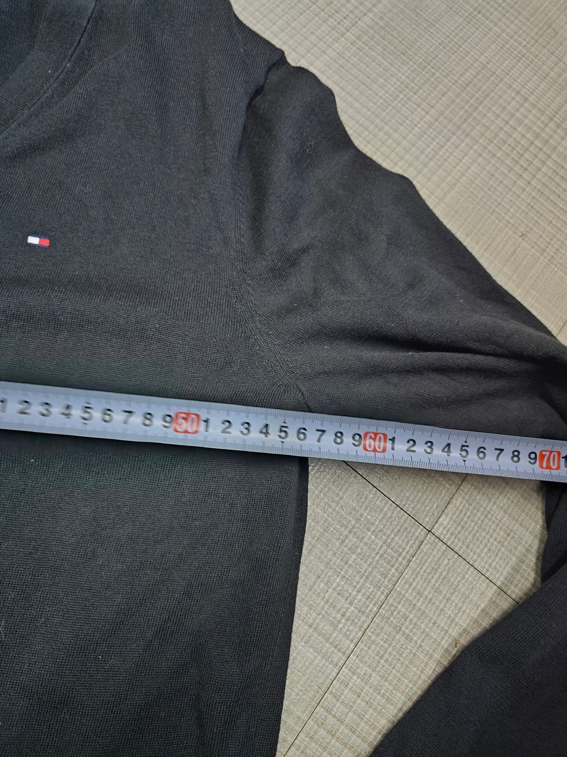 타미힐피거 블랙 가디건 한섬 정품 상품이미지3