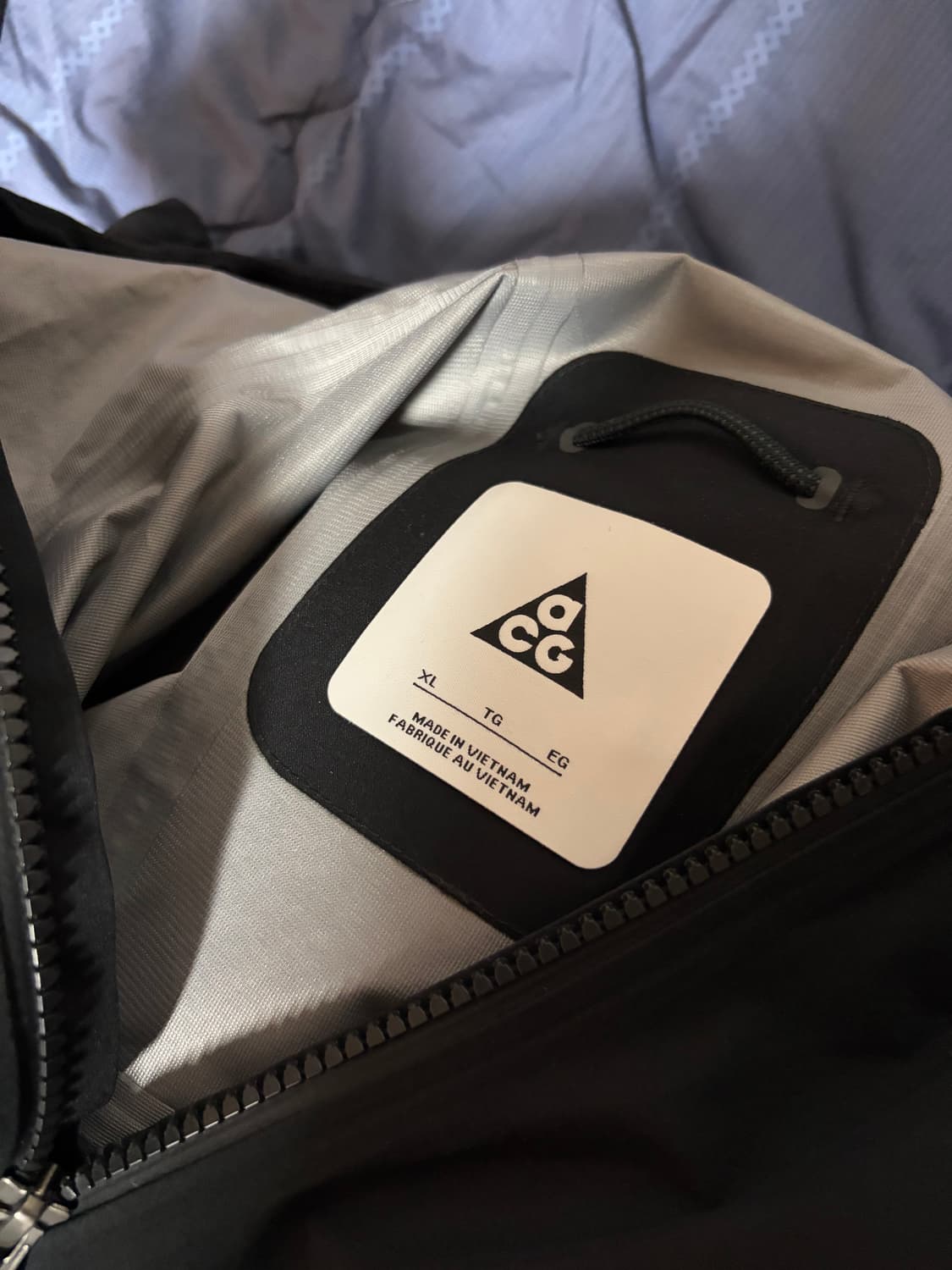 [XL] 나이키 ACG 고어텍스 미저리릿지 자켓 블랙 상품이미지4