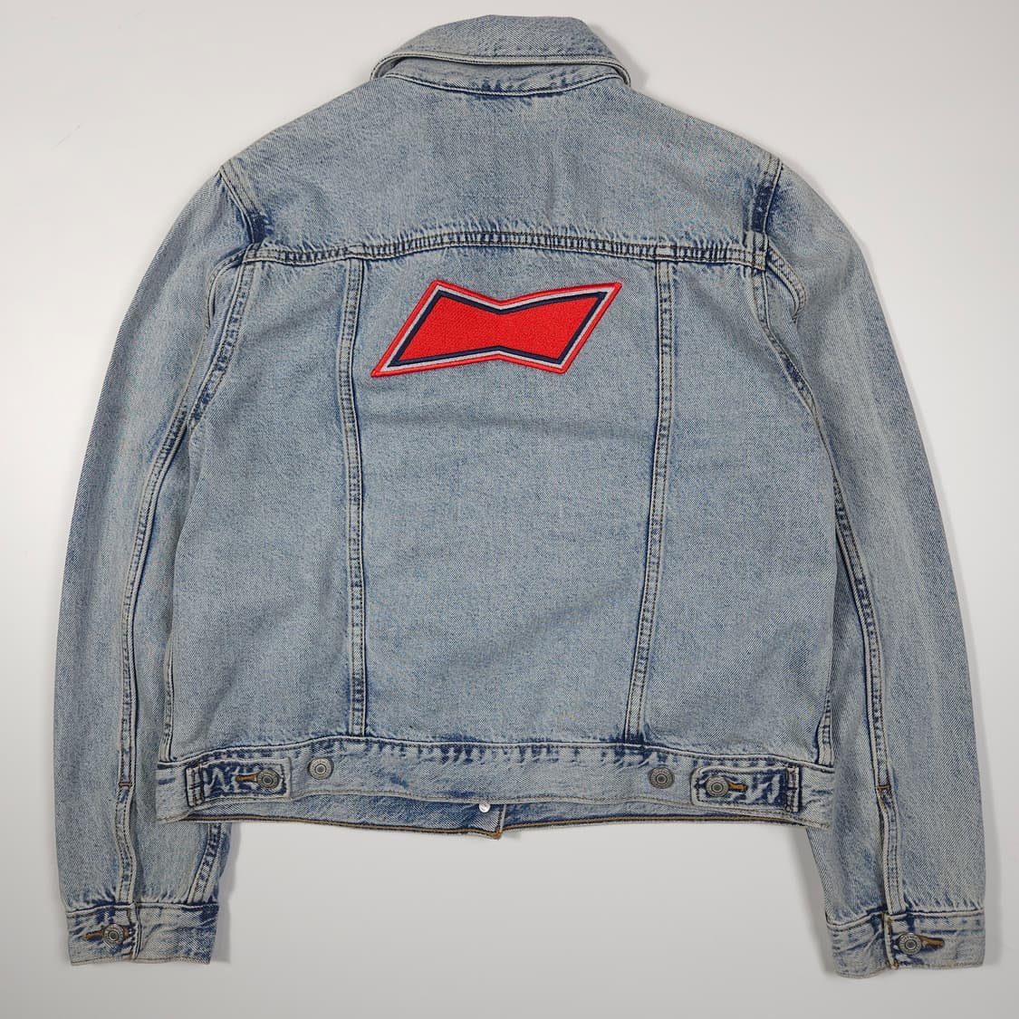리바이스 버드와이저 커스텀 데님 자켓 상품이미지4