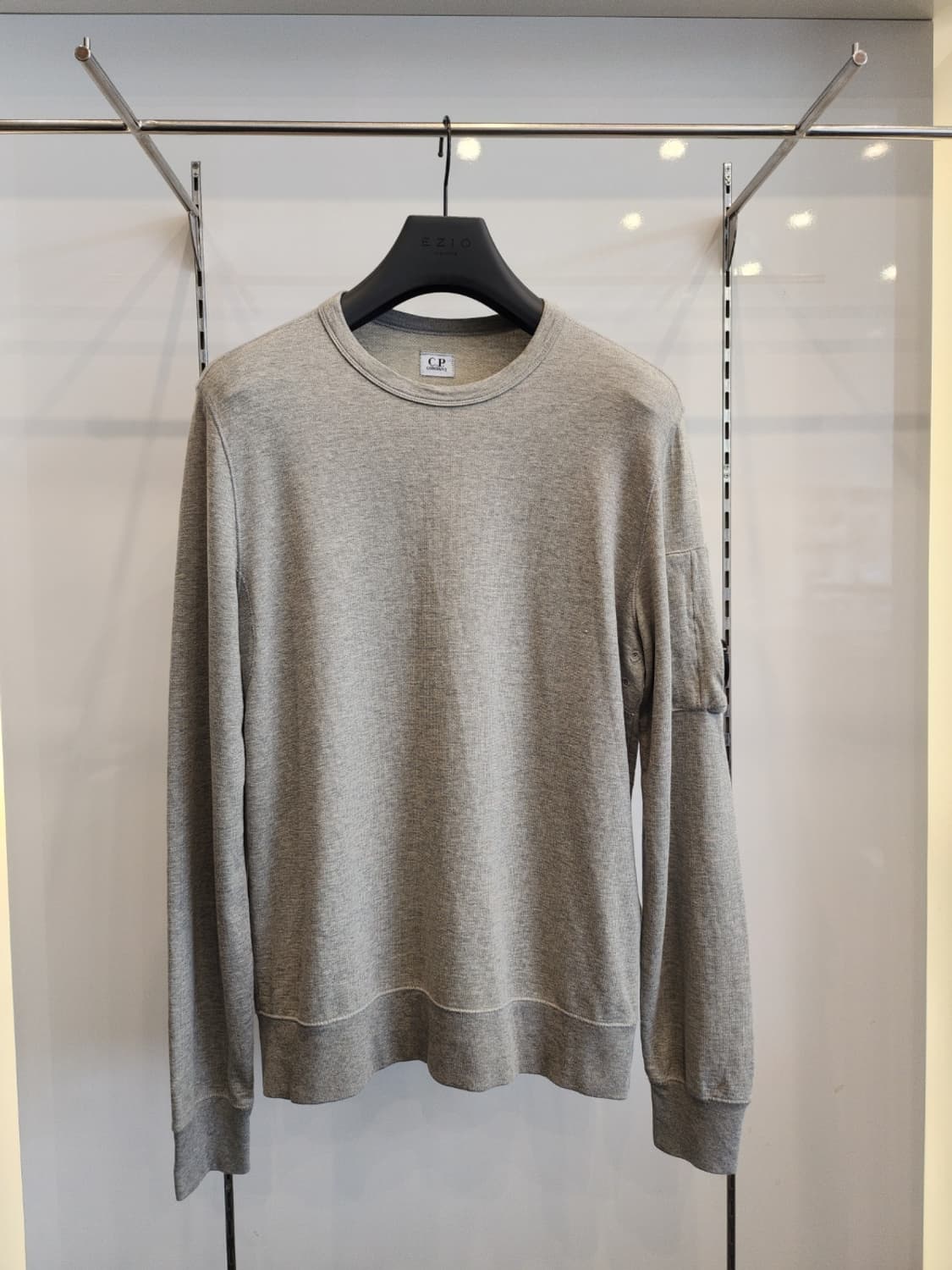 CP컴퍼니 렌즈와펜 맨투맨M 상품이미지1