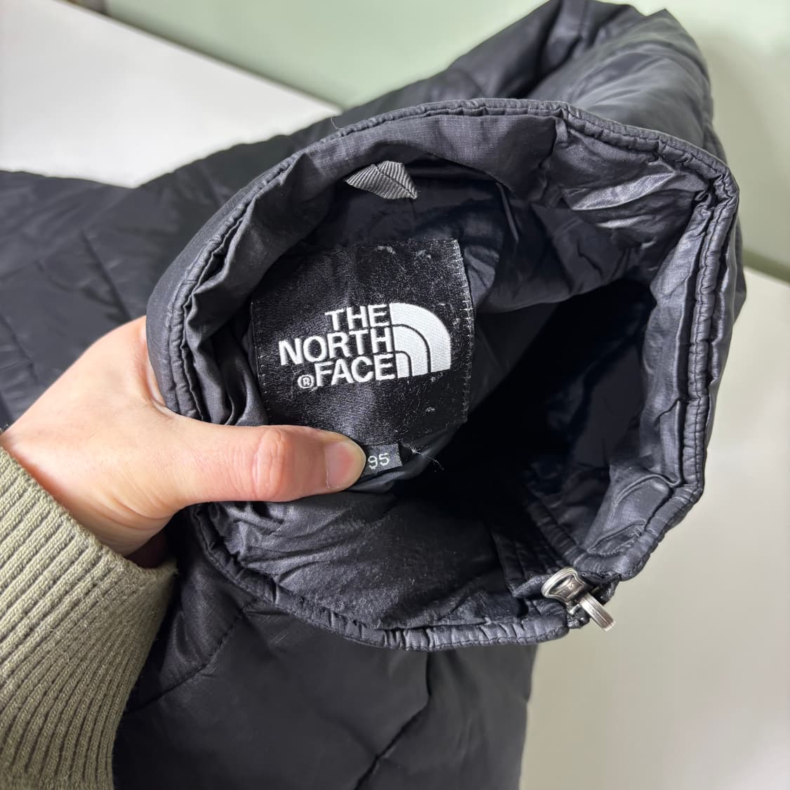 M 100 노스페이스 블랙 라이너 경량패딩 상품이미지4