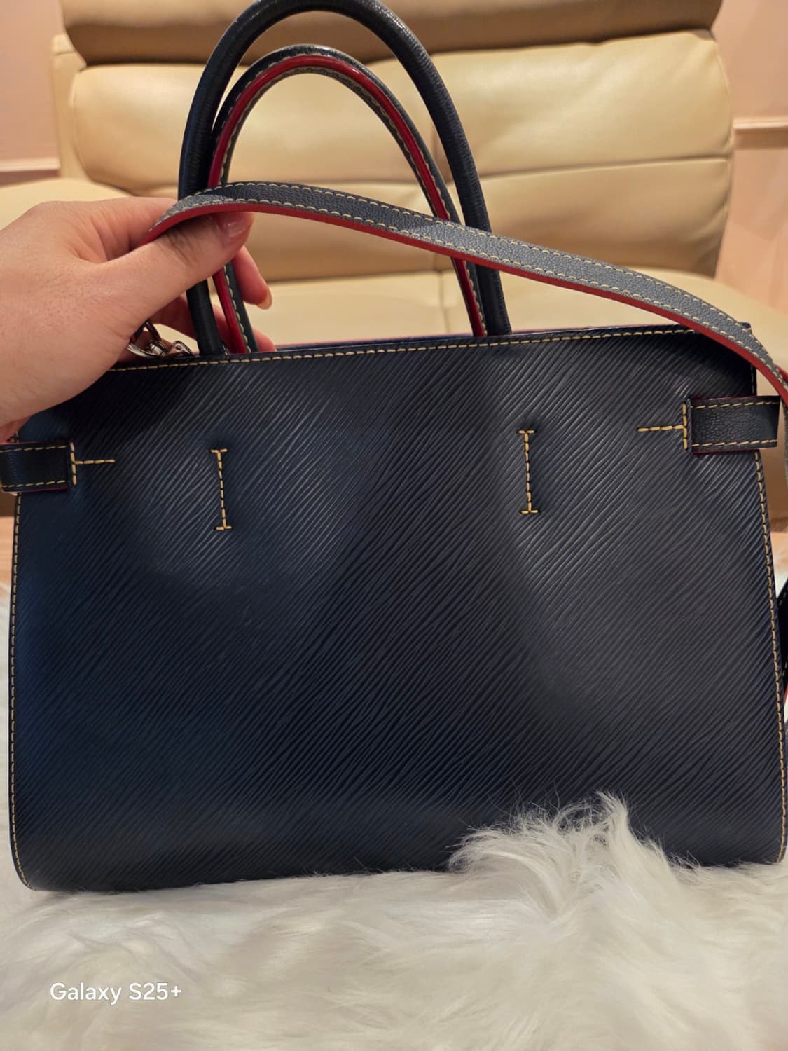 루이비통 네이비블루 에삐 토트 겸 숄더백 상품이미지8