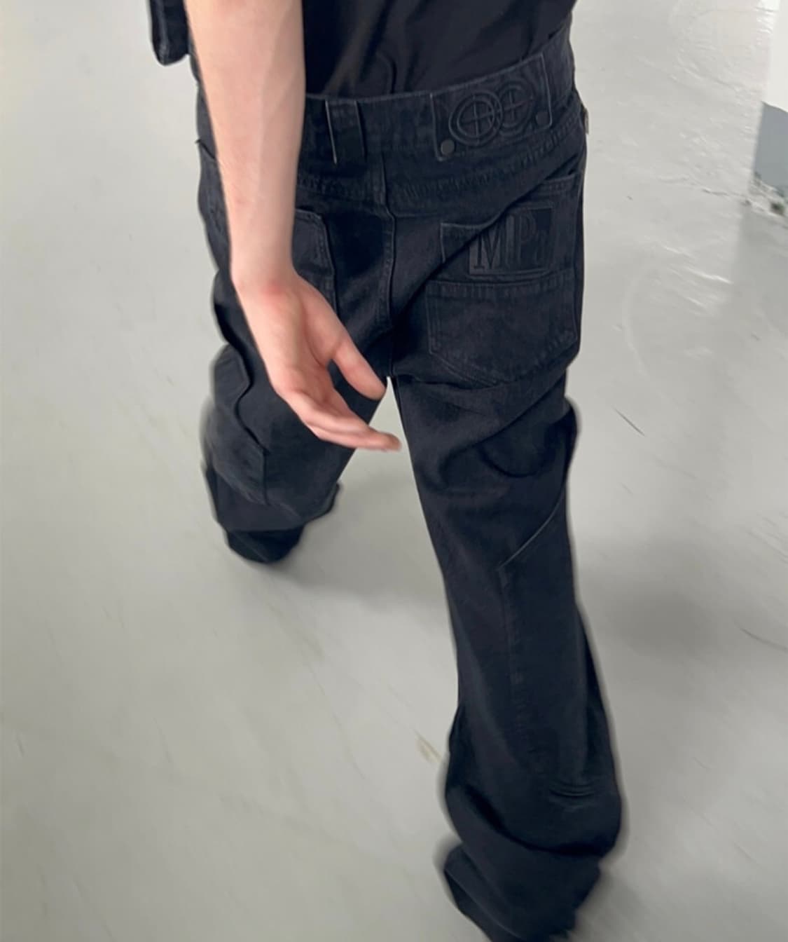 플라스틱프로덕트 MPa CALF POCKET PANTS 상품이미지1