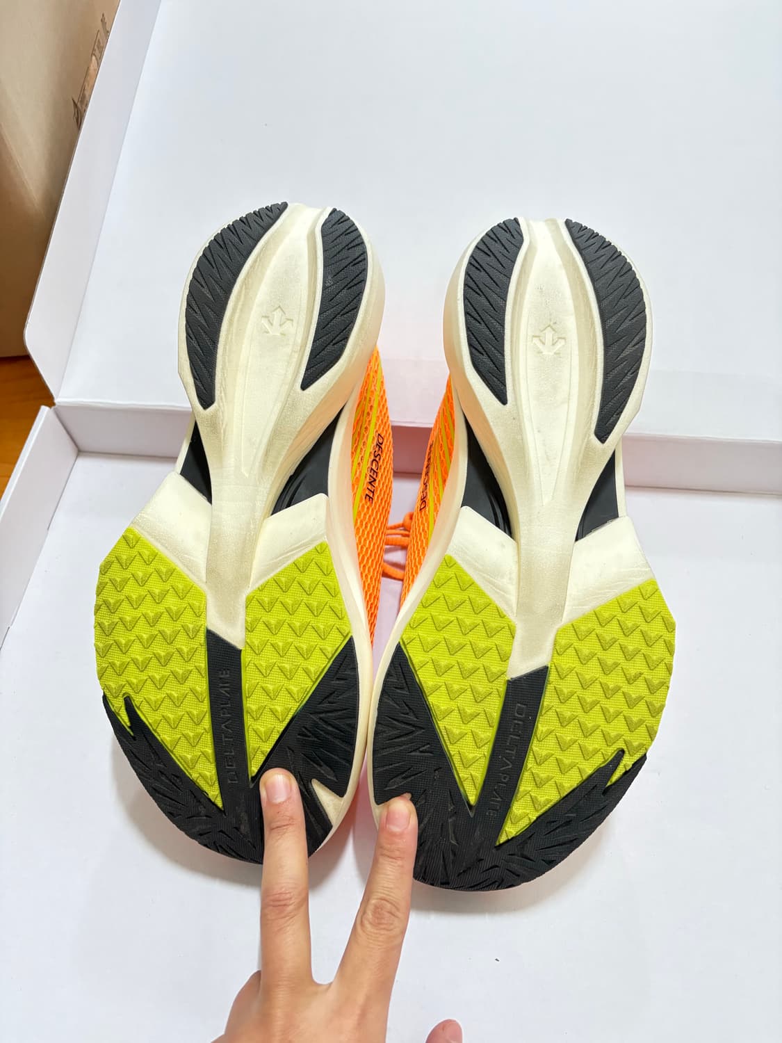 데상트 델타프로 EXP 러닝화 상품이미지6