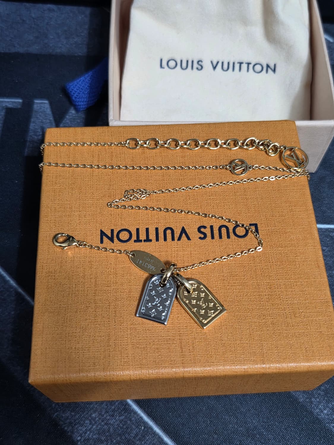 루이비통 나노그램 목걸이 상품이미지1