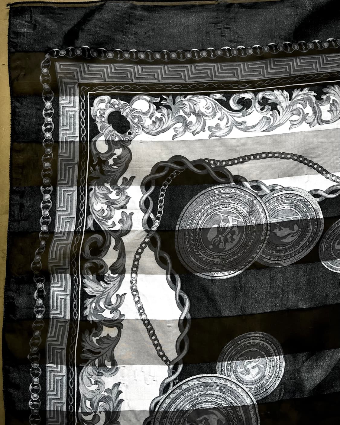 80-90s JPN Vintage Antique Pattern Scarf 상품이미지7