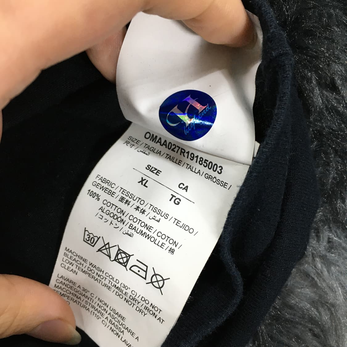 투티/A10 OFF WHITE 프린팅 반팔 블랙 빅로고 상품이미지4