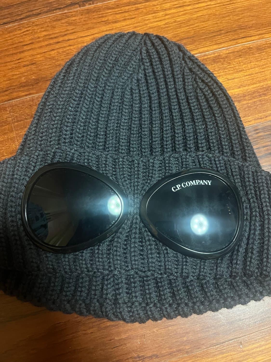 C.P company 비니 상품이미지1