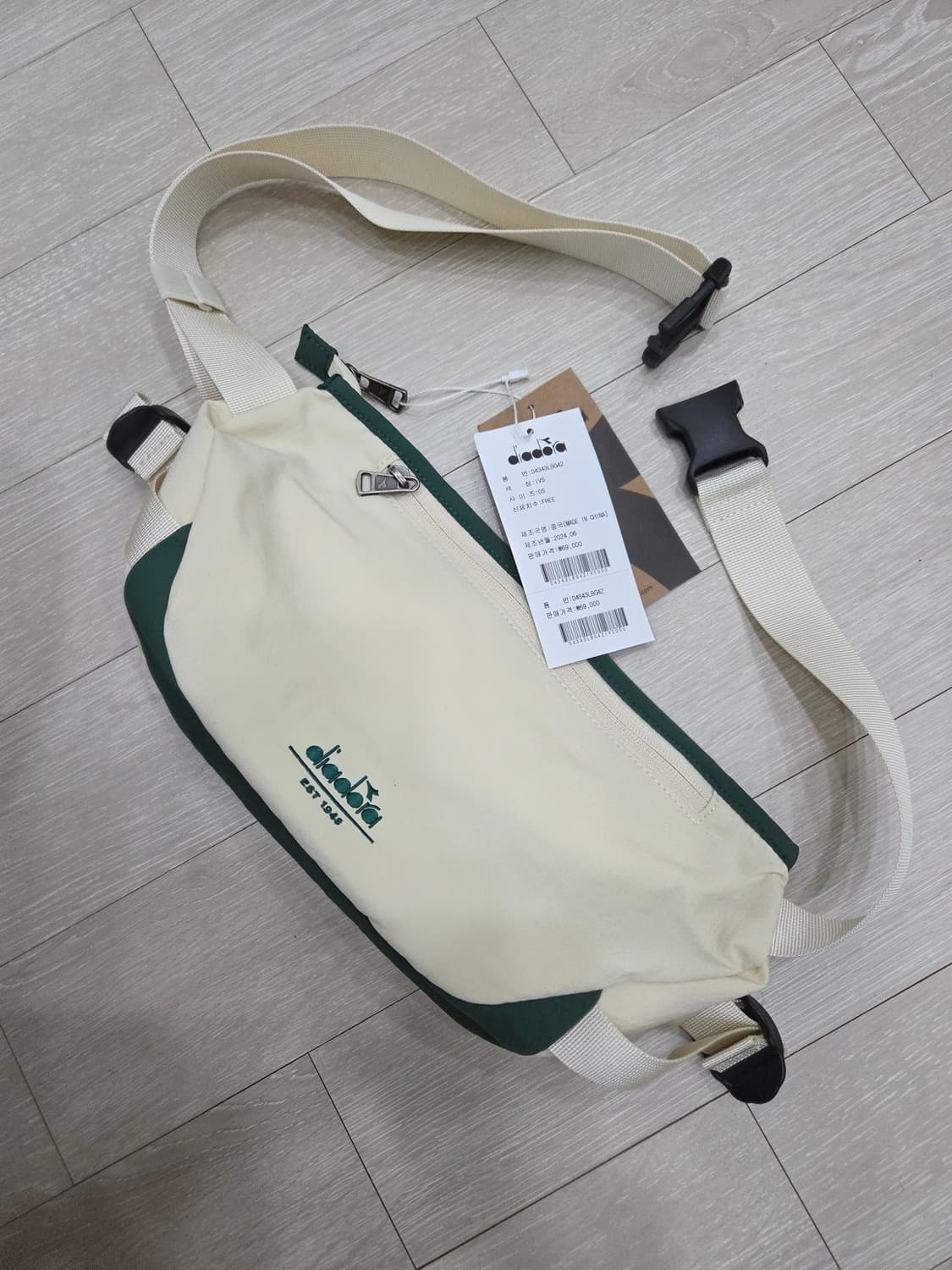 디아도라  그랜드슬램 바디백 상품이미지1