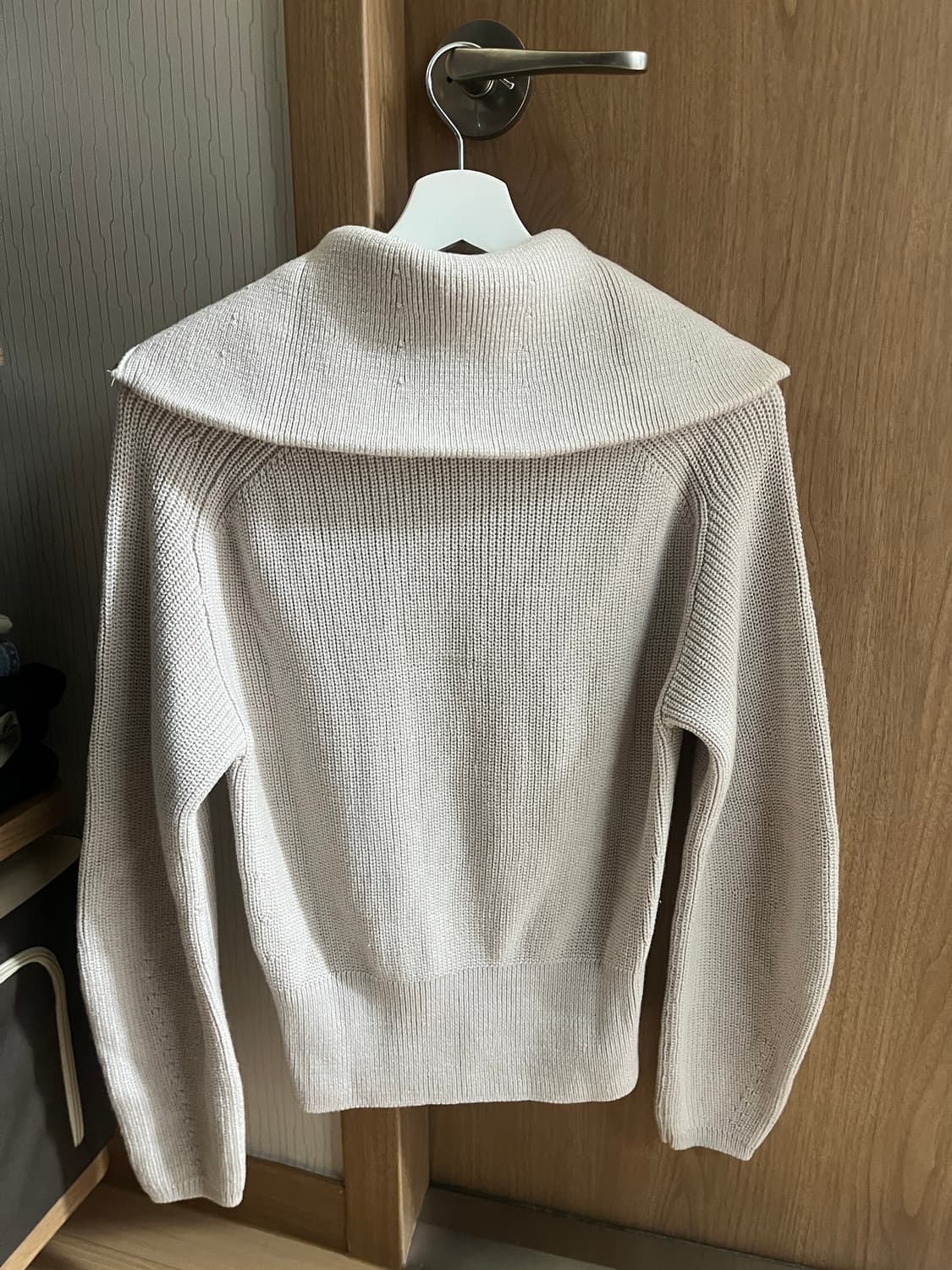 Cos 하프 니트 집업 상품이미지4