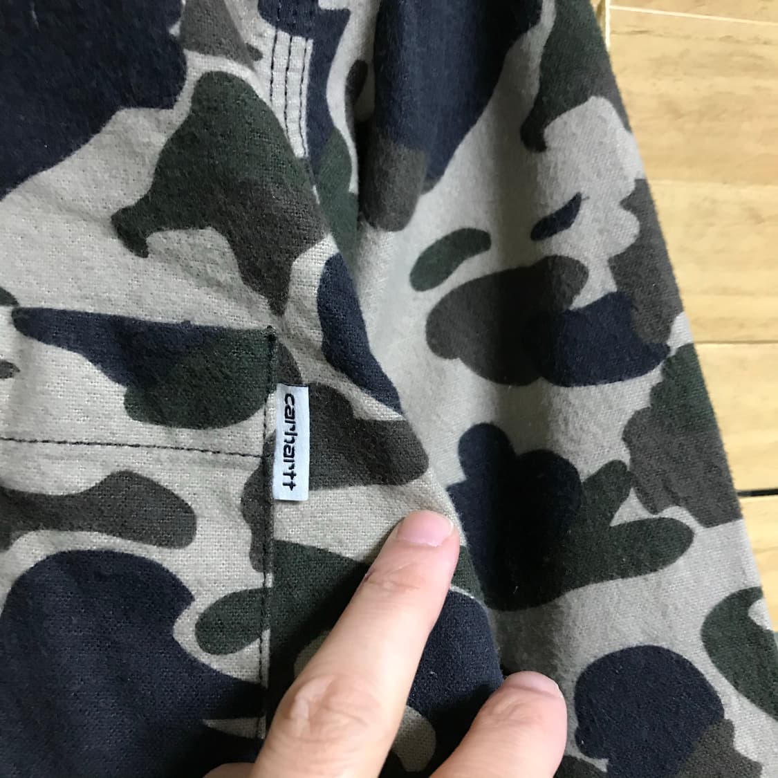 칼하트 카모플라쥬 셔츠 상품이미지3