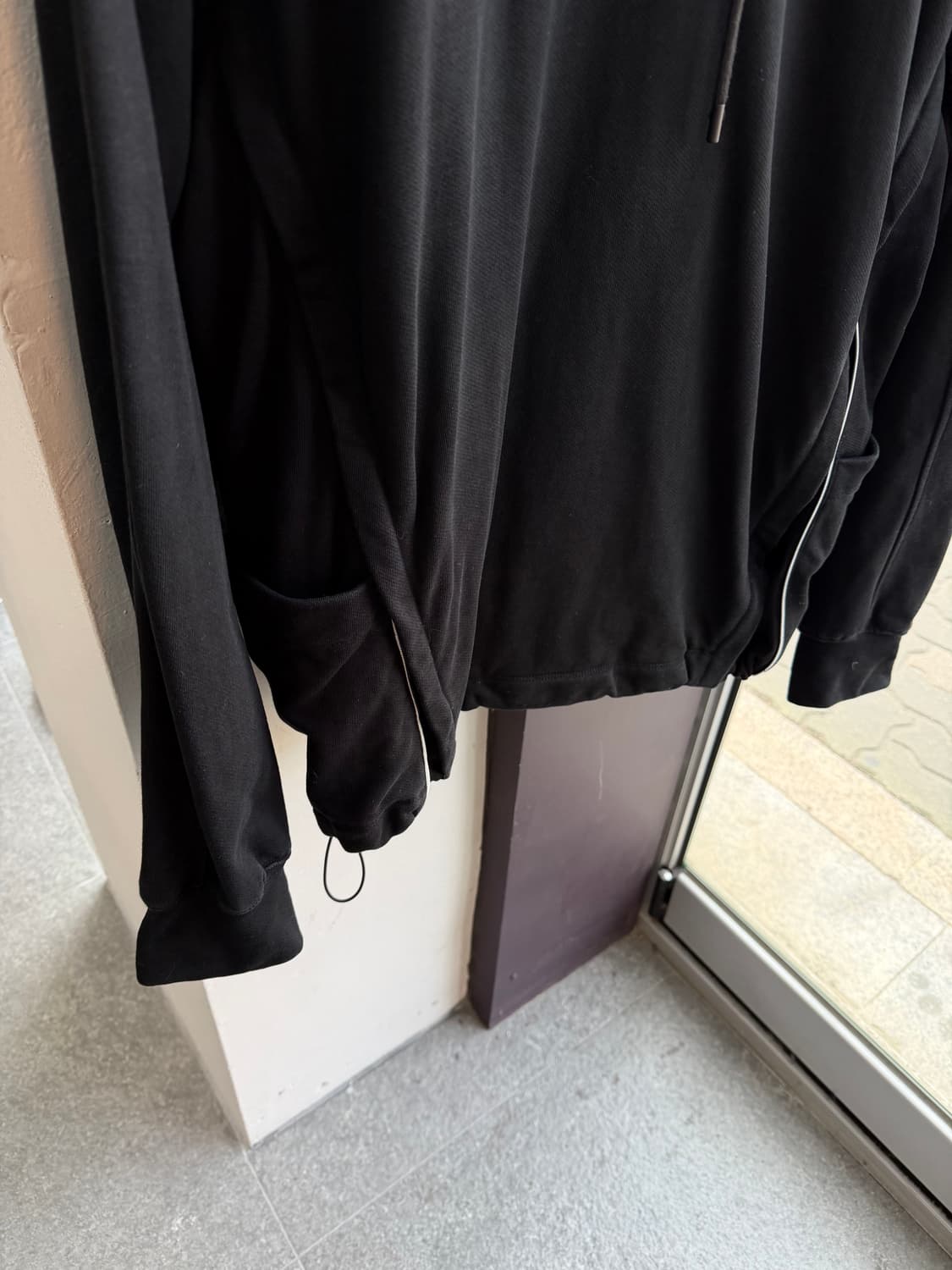 50/ 솔리드옴므 23-24FW 확장패널 후드티 상품이미지6