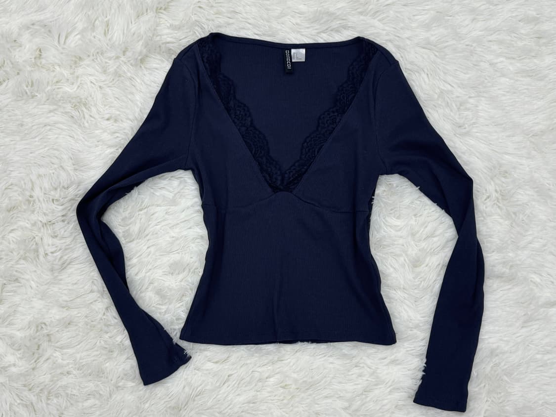 H&M 브이넥 긴팔티 상품이미지1