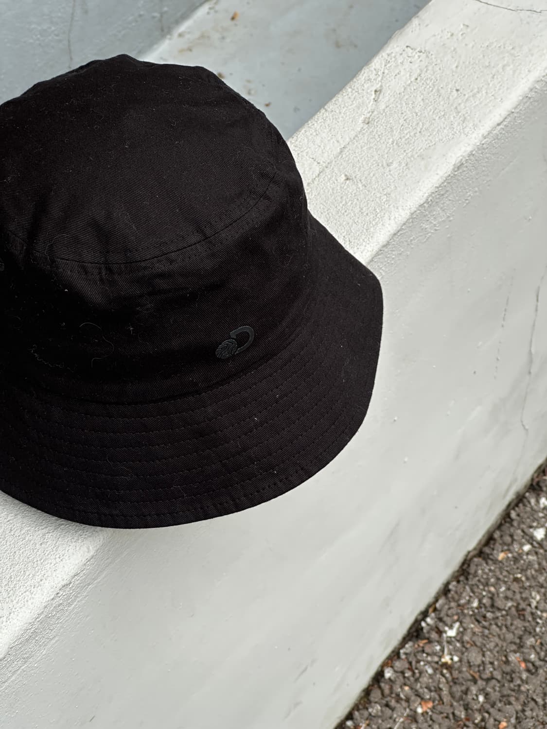 [S] 디스커버리 로고 블랙 버킷햇 모자 상품이미지4