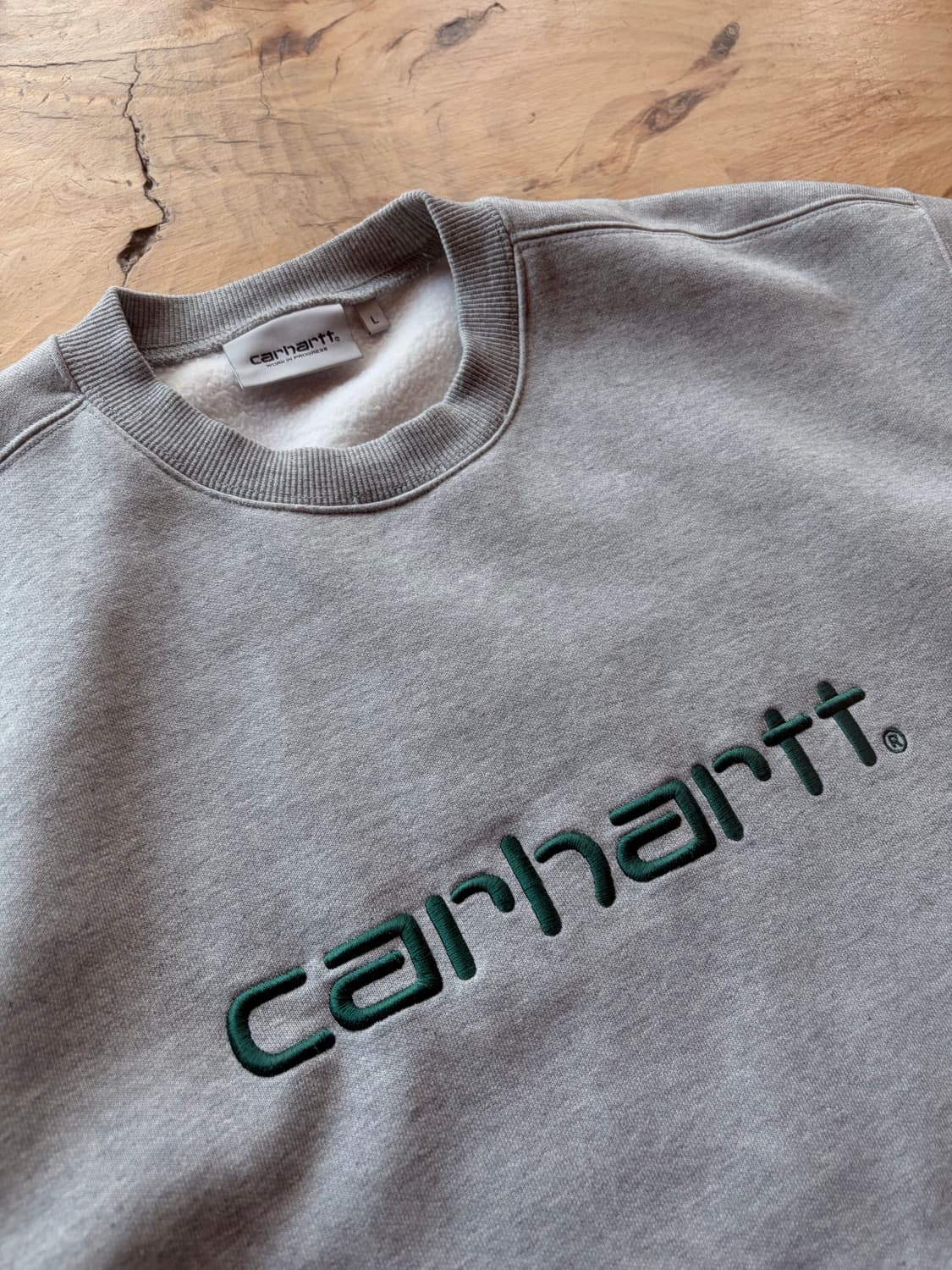 (Carhartt WIP) 칼하트 윕 자수 로고 그레이 맨투맨 상품이미지2