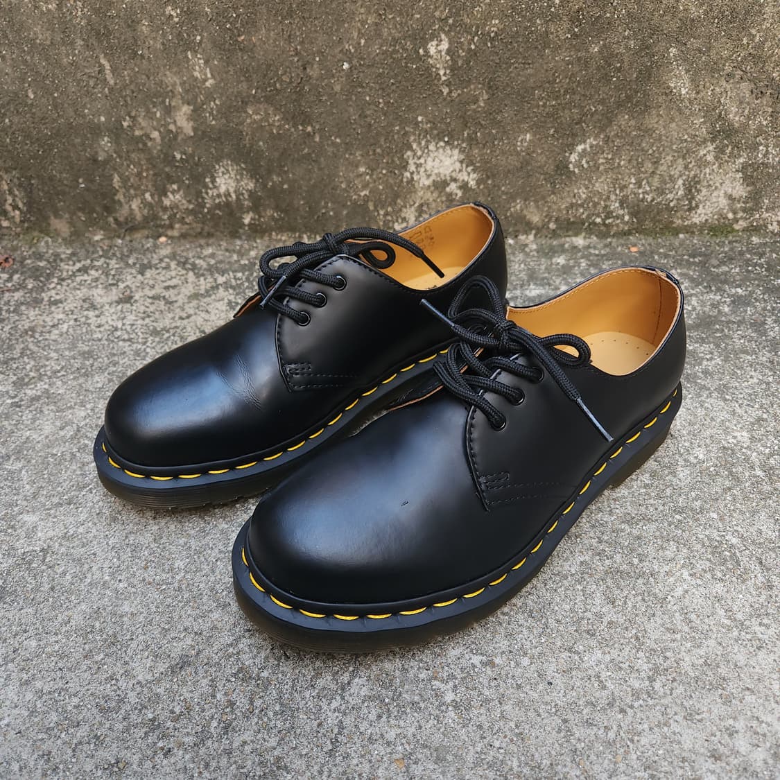 [4UK] 닥터마틴 1461 스무스 3홀 (230~235) 상품이미지1