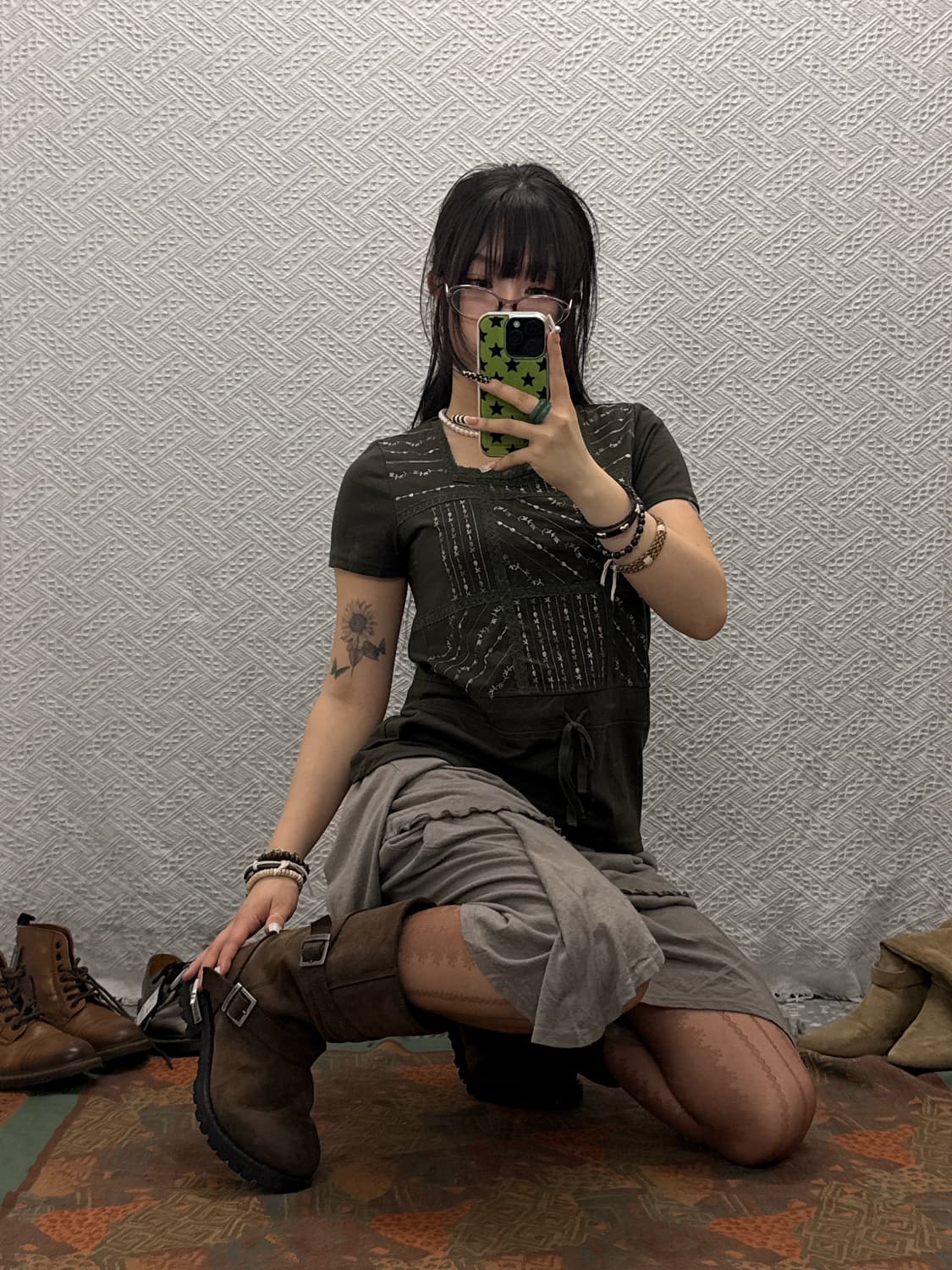 빈티지 스프링 레이스 잔꽃 자수패턴 말차카키 블라우스 반팔티 K0037 상품이미지2