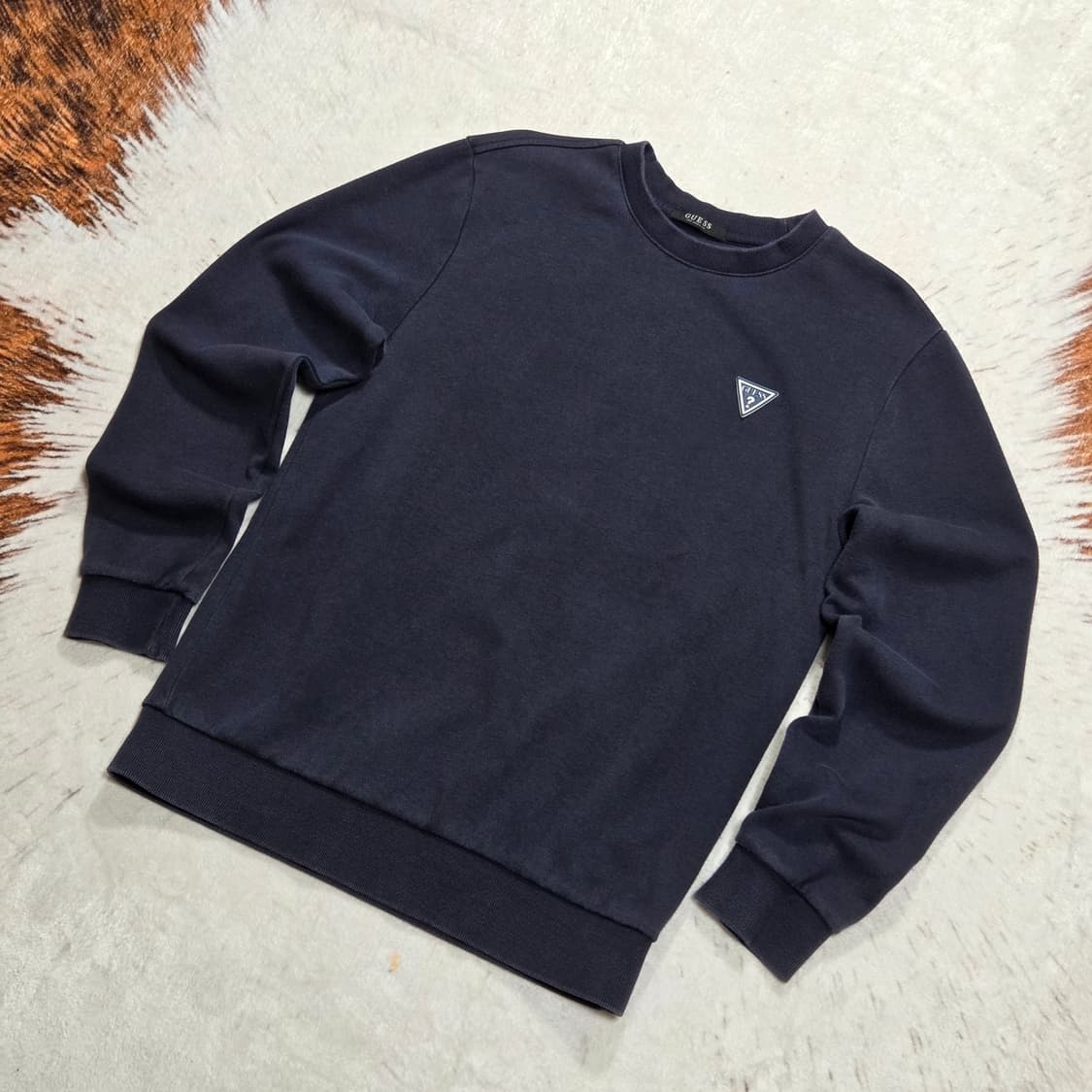 게스 네이비 맨투맨 상품이미지1