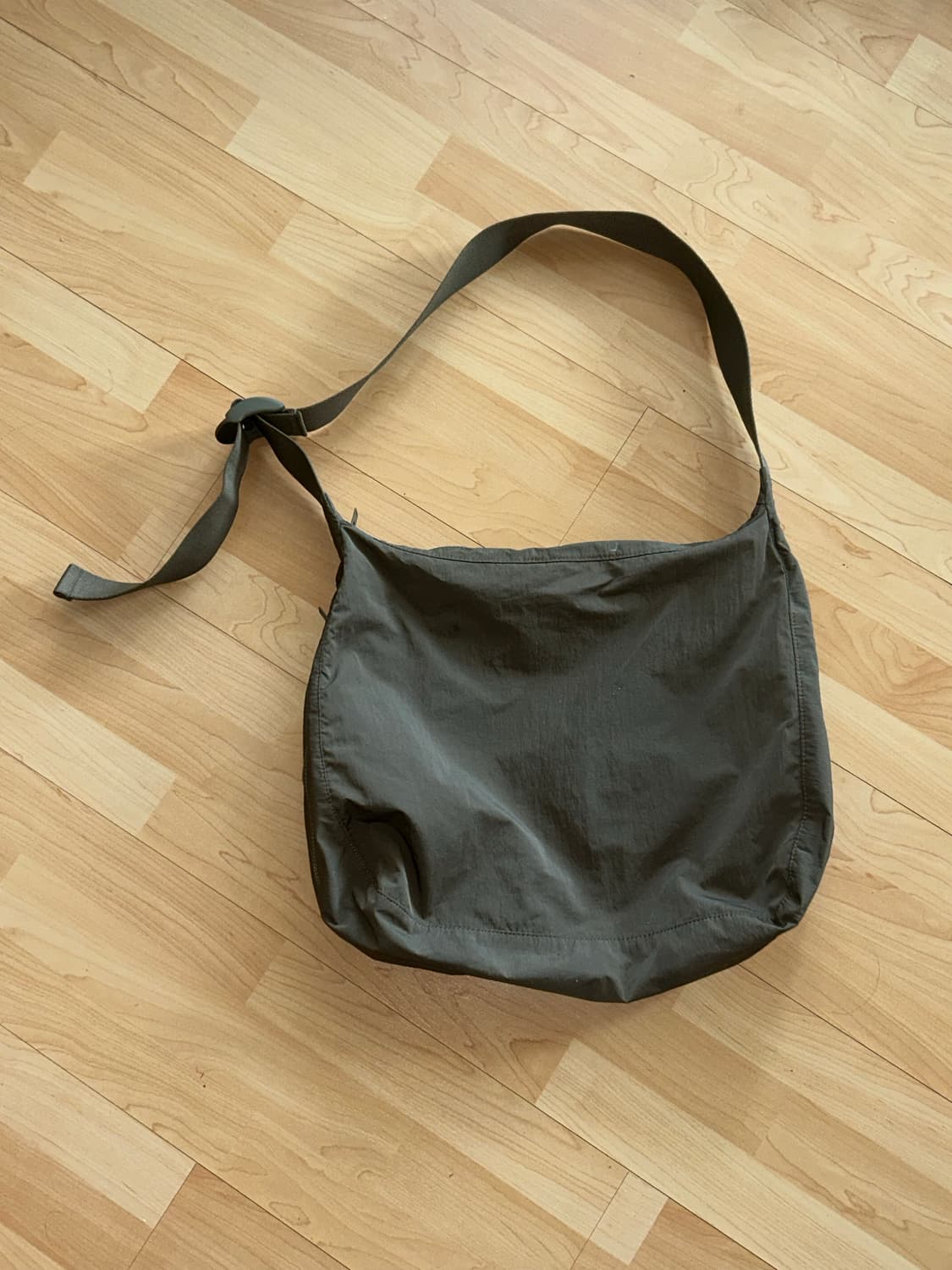 코스 COS 크로스백 상품이미지2