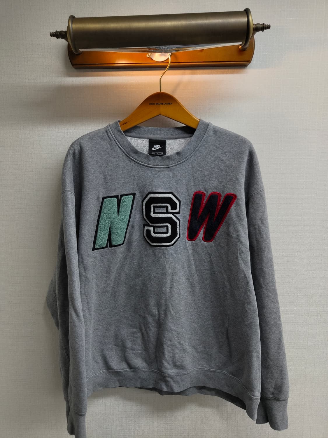 XL) 나이키 NSW 맨투맨 그레이 팝니다 상품이미지1