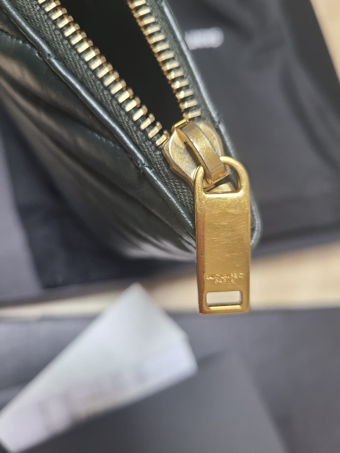 생로랑 클러치 다크그린 상품이미지9