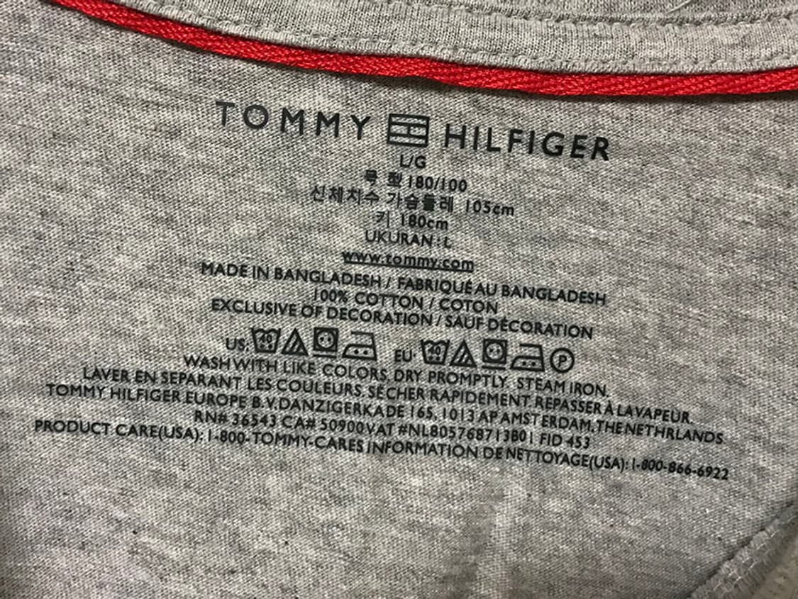 타미힐피거 코어 플래그 남자 반팔티 새상품 그레이 라운드넥 XL 105 상품이미지3