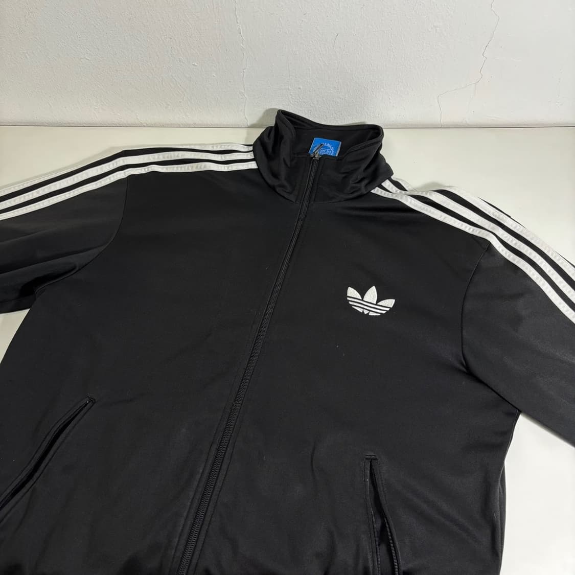 105 XL 아디다스오리지날 검흰 파이어버드 트랙탑 상품이미지2