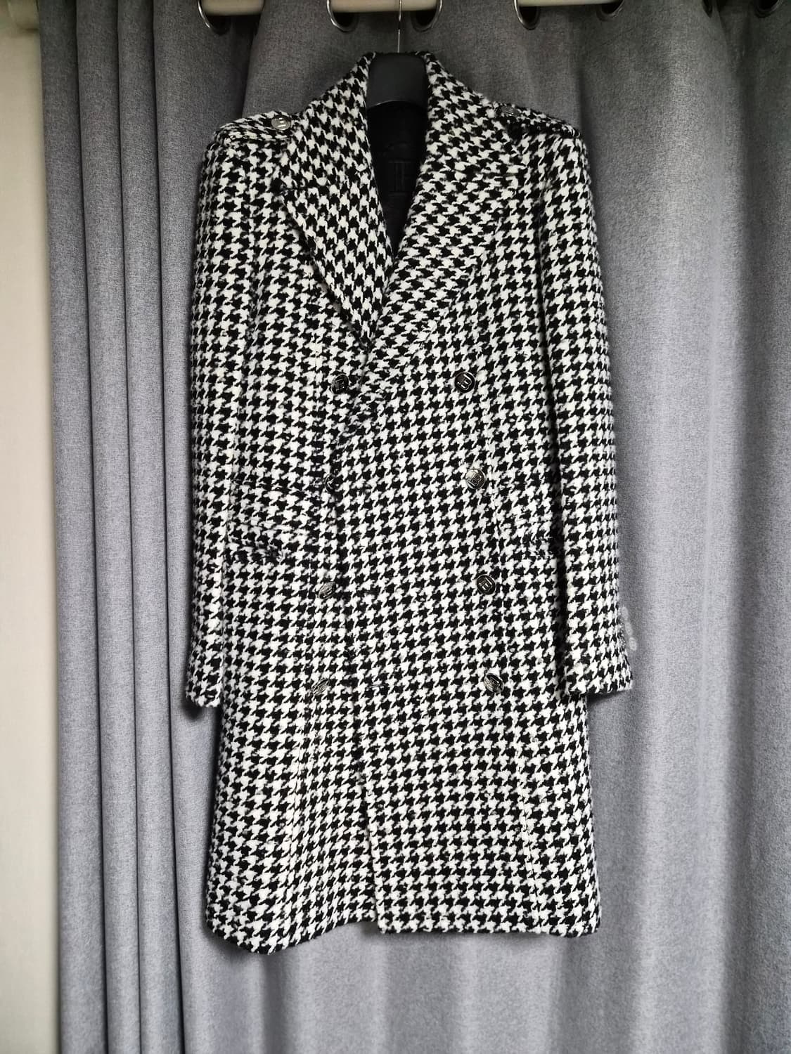 발망 하운드투스 견장 코트 팝니다 프라다 구찌 우영미 루이비통 상품이미지2