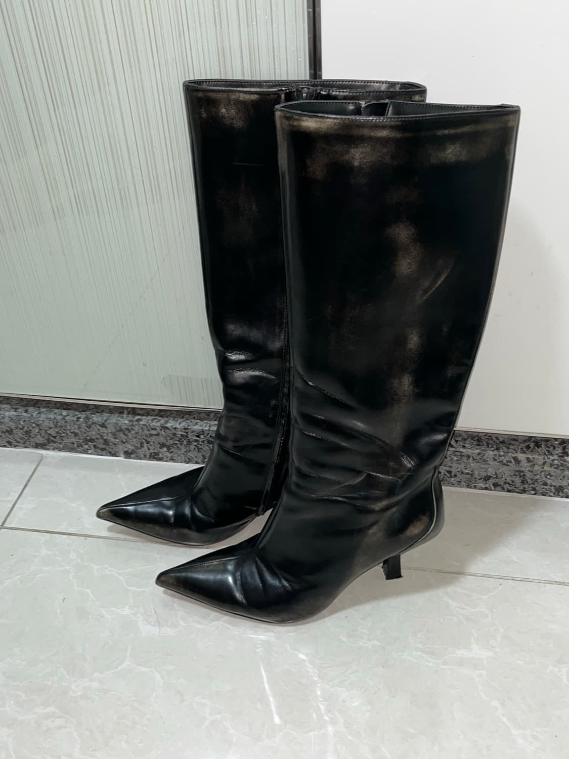 Zara 빈티지 레더 부츠 힐 상품이미지4