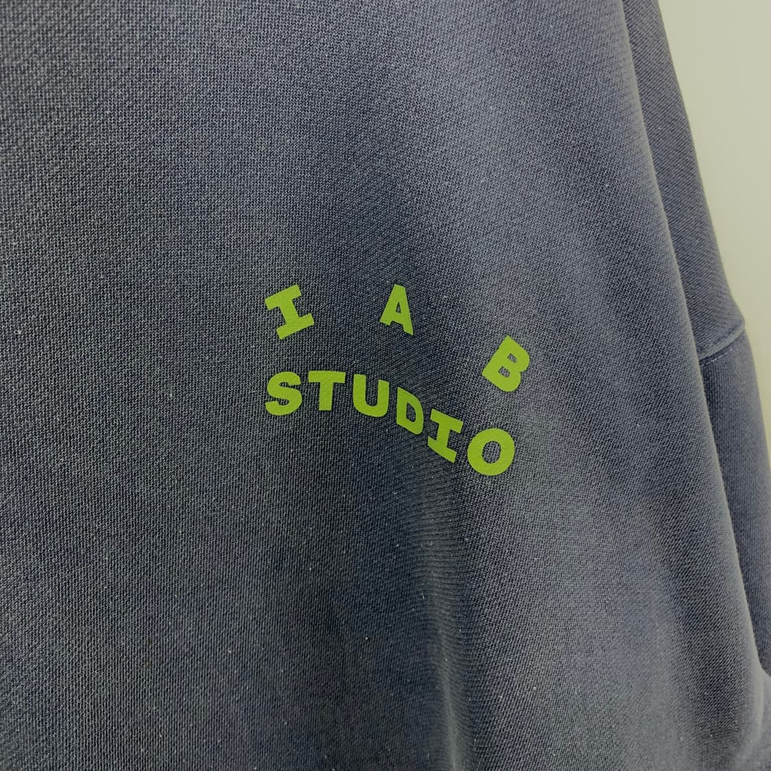 아이앱스튜디오 피그먼트 다이드 스웻셔츠 맨투맨 상품이미지5
