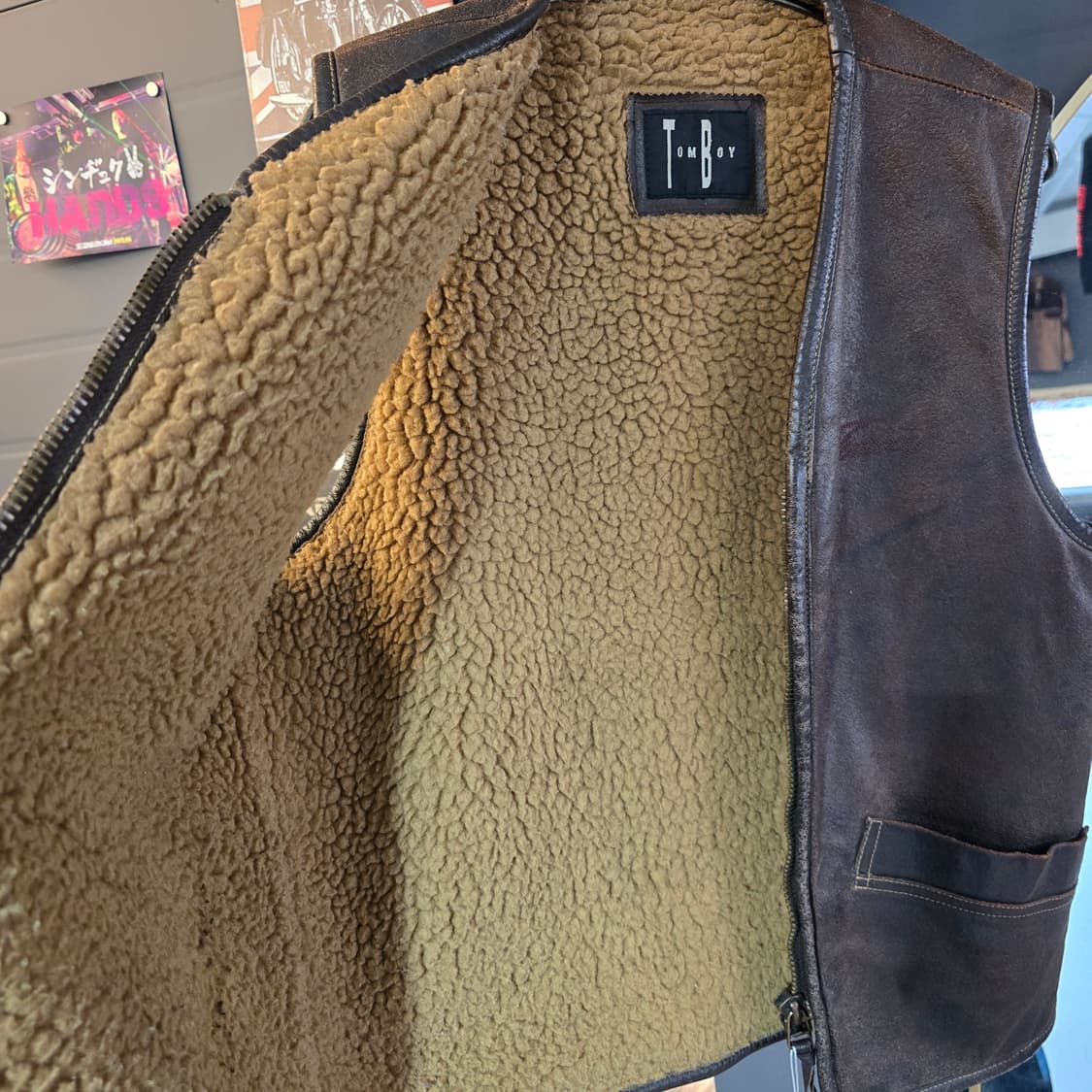 톰보이 양가죽 무스탕 베스트 브라운 상품이미지3