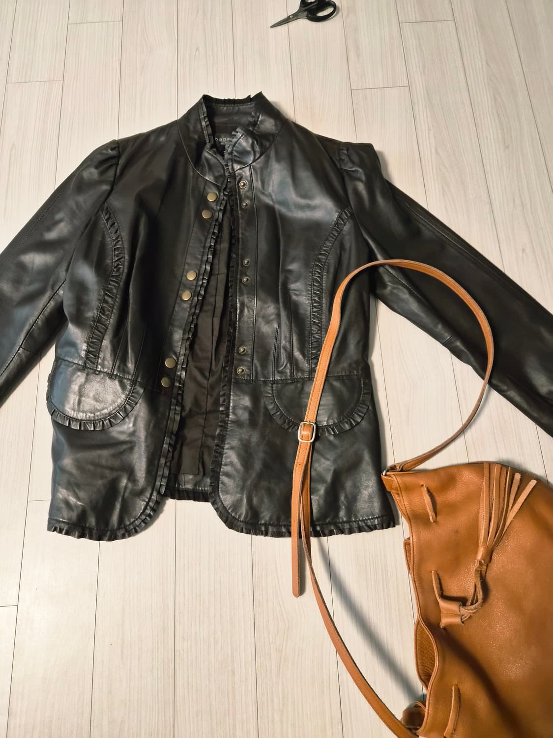 [Bagatelle] 바가텔 천연 양가죽 프릴 자켓 (사이즈 6 상품이미지2