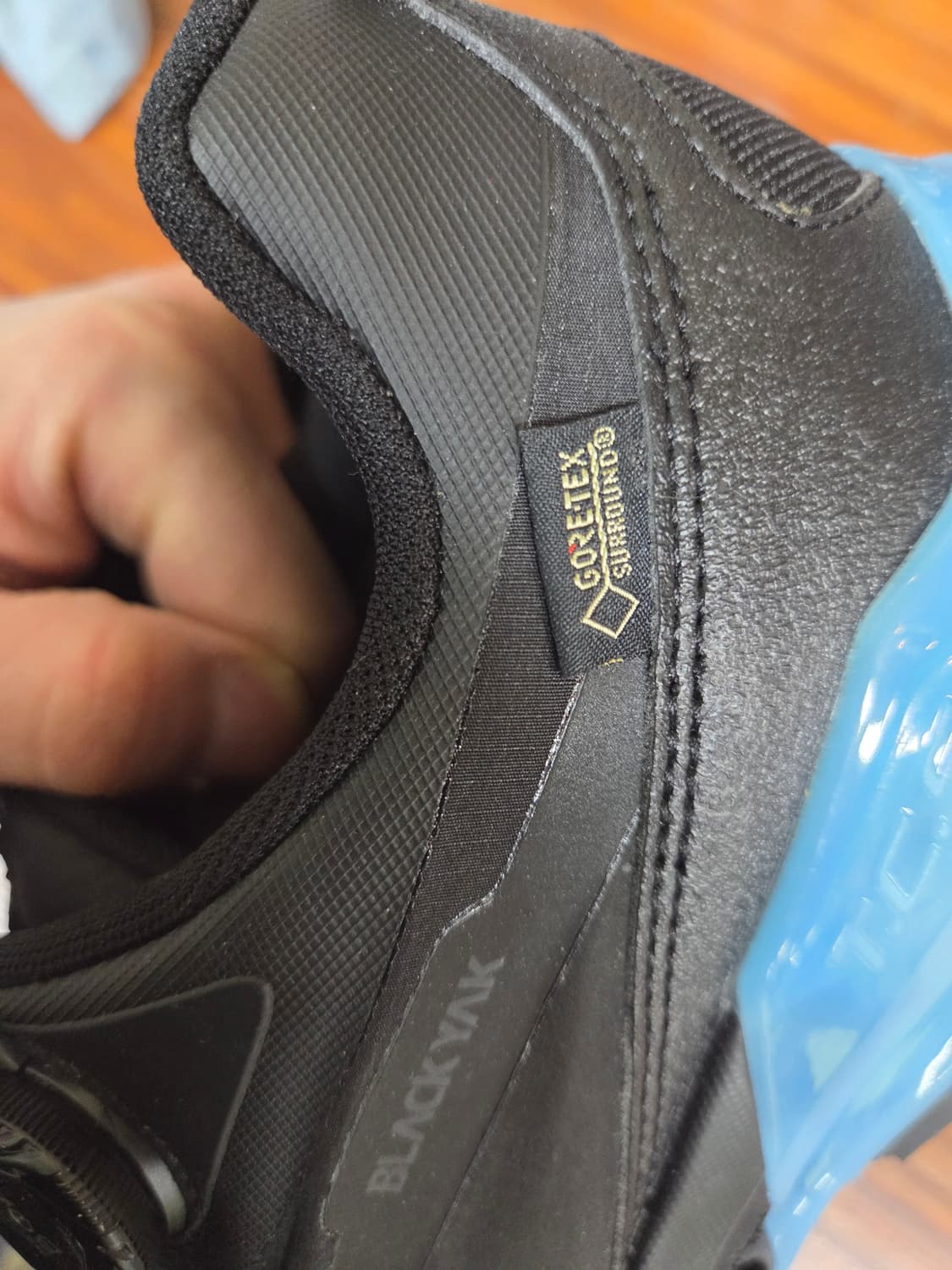 블랙야크 고어텍스 보아 다이얼 트레킹화 280 상품이미지7