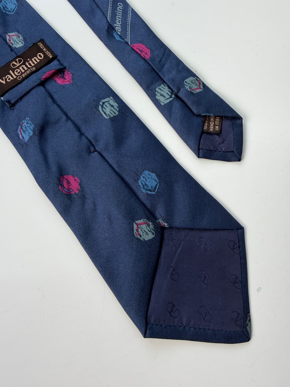 발렌티노 (Valentino) 명품 실크 넥타이 7.7cm 상품이미지5