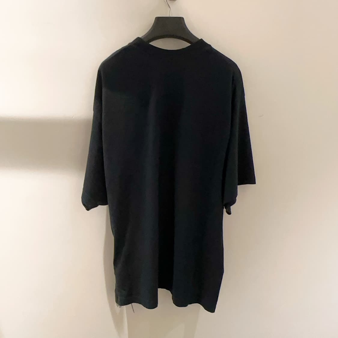 발렌시아가 유니핏 블랙 타이거 로고 티셔츠 상품이미지4