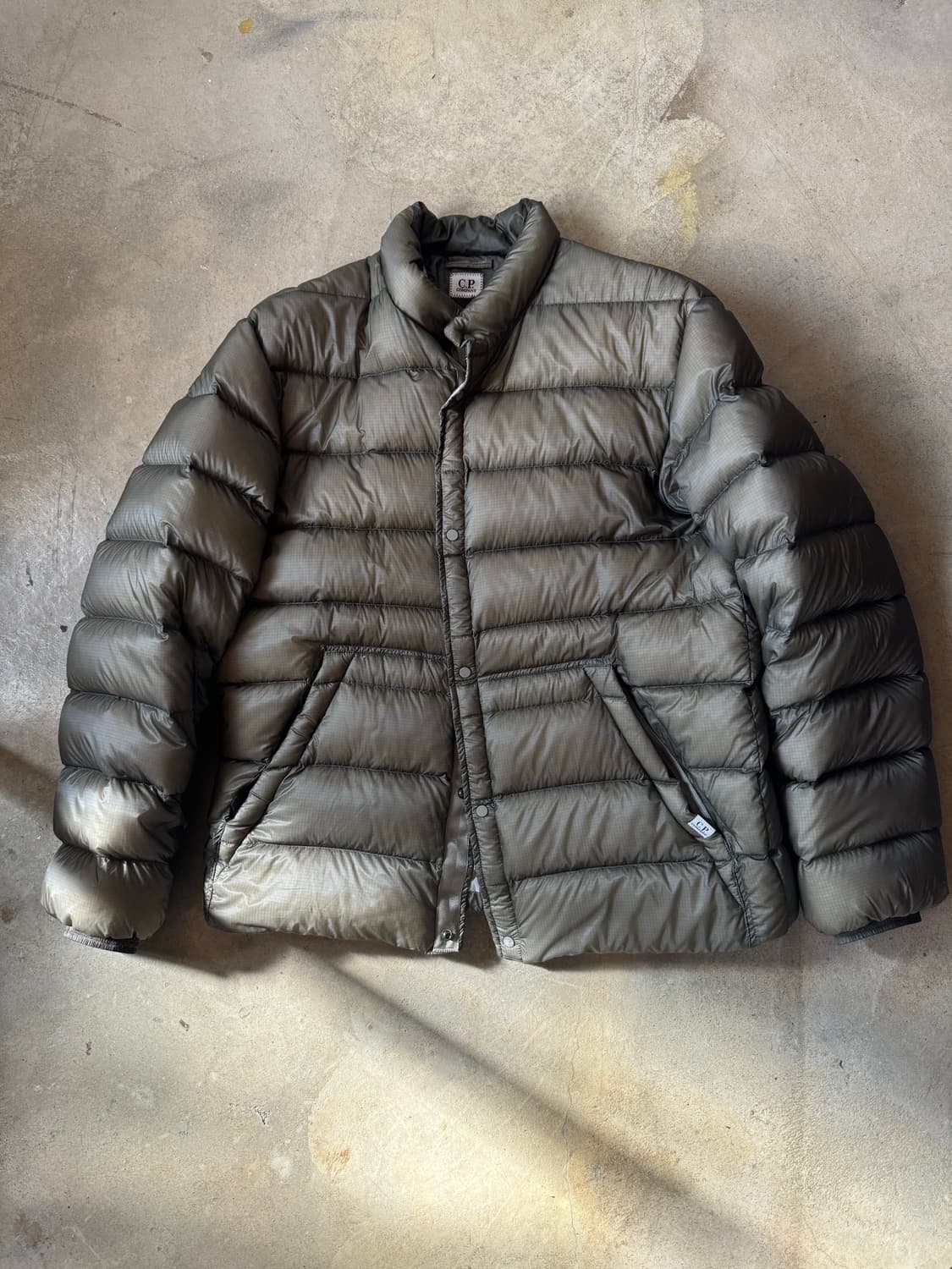 CP Compnay 씨피 컴퍼니 다운 패딩 자켓 상품이미지1