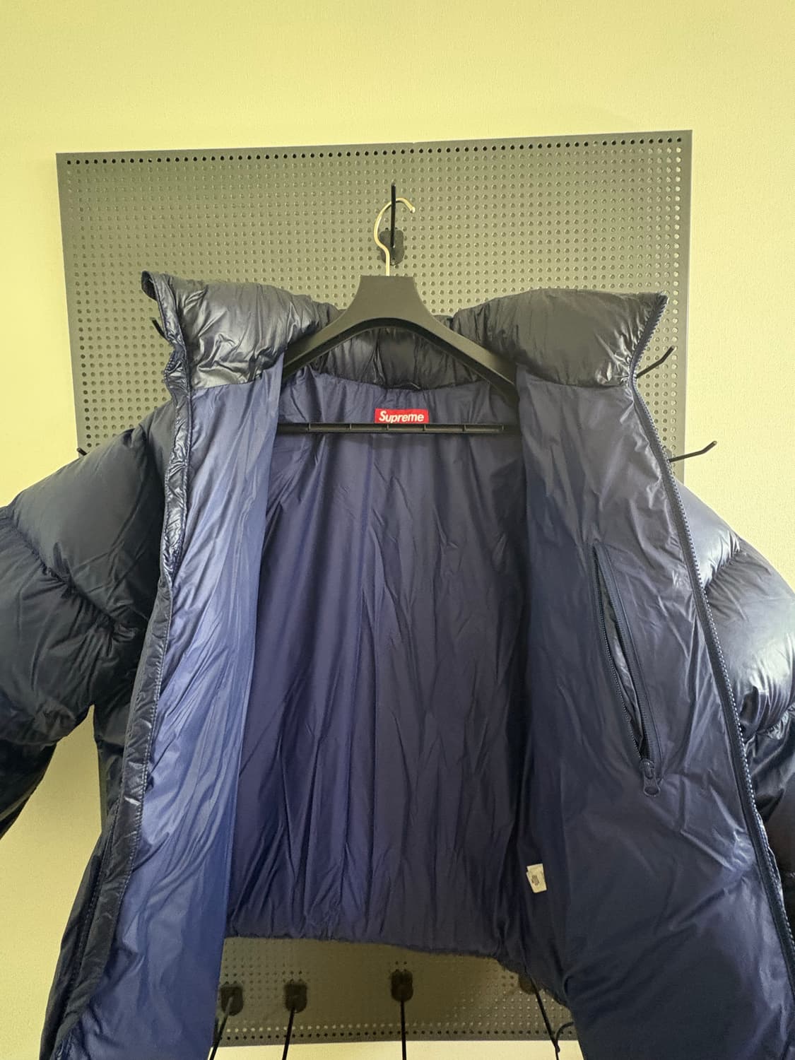 슈프림 페더웨이트 다운 퍼퍼 자켓 네이비 - 23FW 상품이미지6