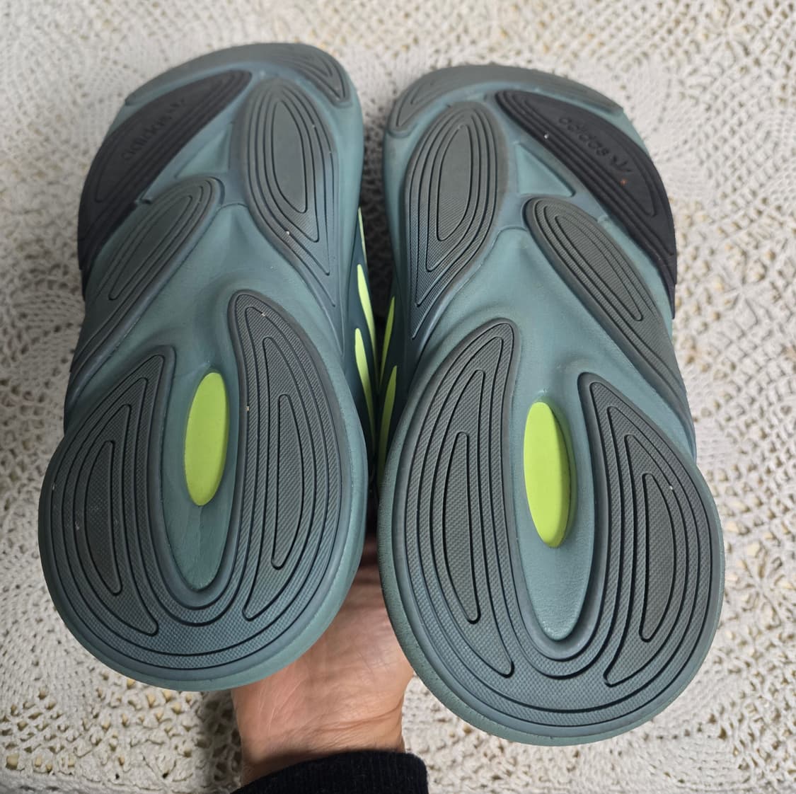 아디다스 오젤리아 다크그린 240 상품이미지5