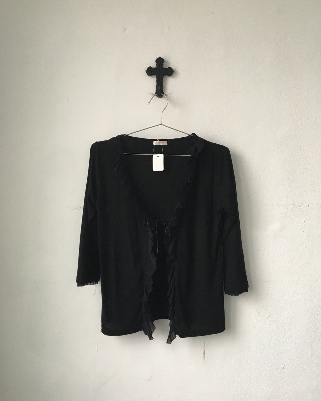 Frill point cardigan 상품이미지1