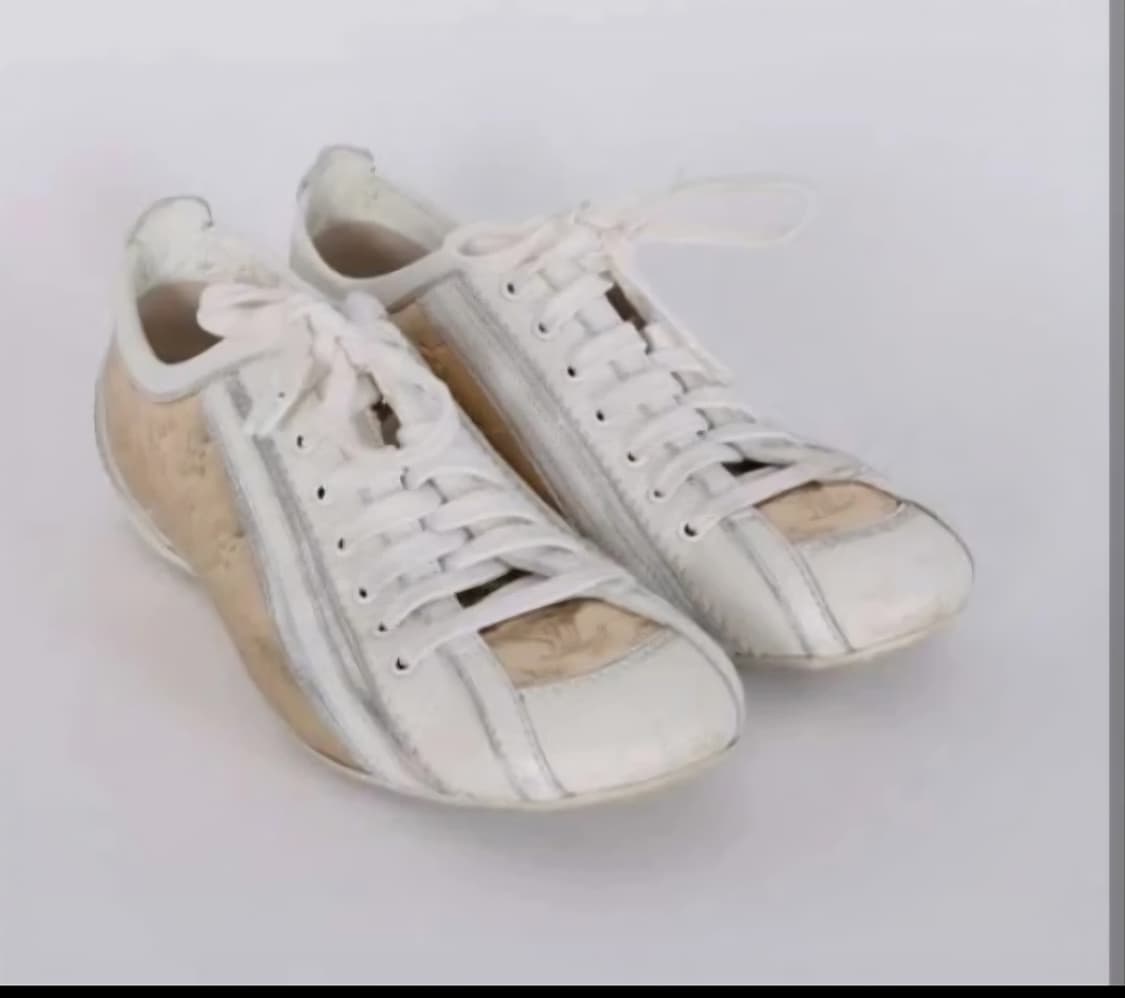 (정품)루이비통 여성 가죽 스니커즈 아이보리/골드 230 상품이미지1